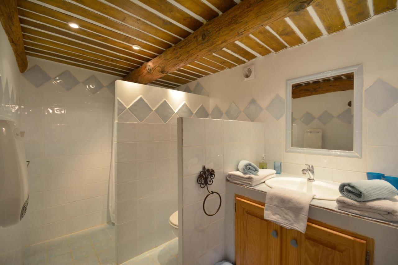 Chambres D'Hotes Le Vignoble Cucuron Exterior foto