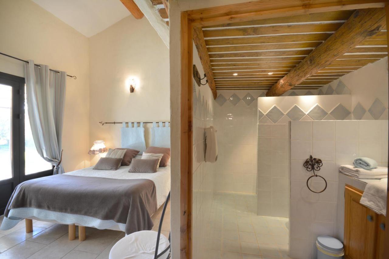 Chambres D'Hotes Le Vignoble Cucuron Exterior foto